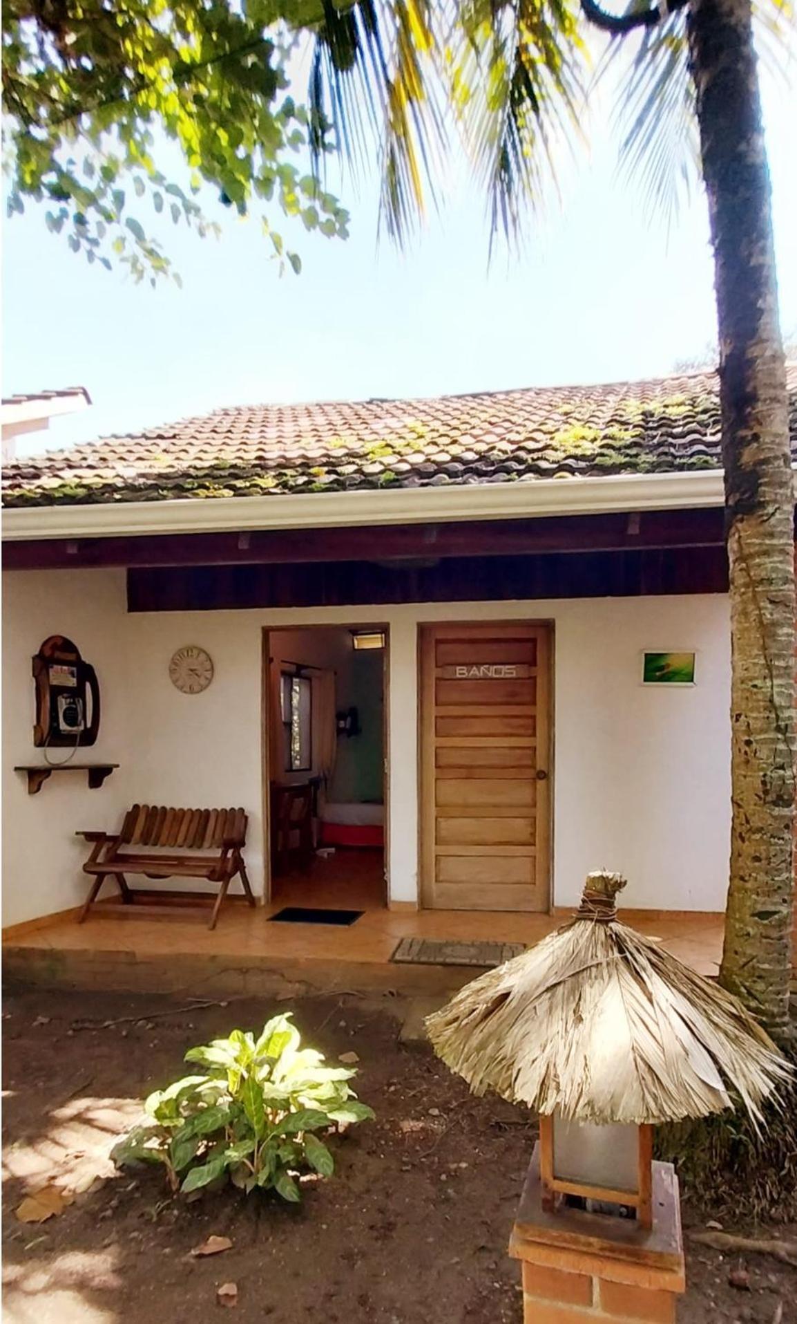 Escape Caribeno Hotel Puerto Viejo de Talamanca Exterior photo