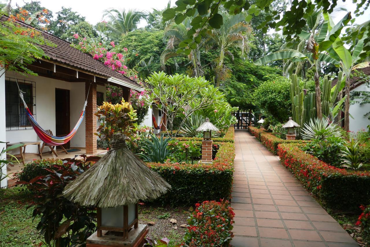 Escape Caribeno Hotel Puerto Viejo de Talamanca Exterior photo